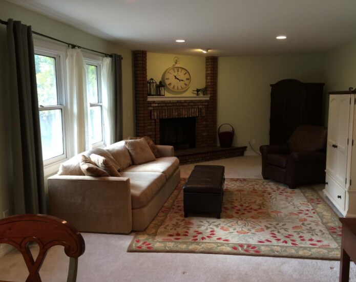 Building Photo - 2506 Eastwood Dr