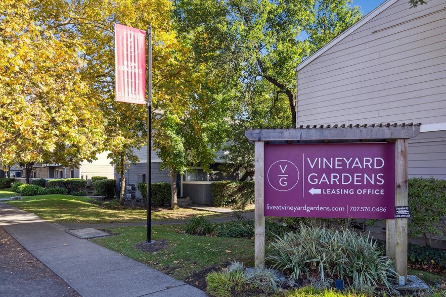 Building Photo - Vineyard Gardens