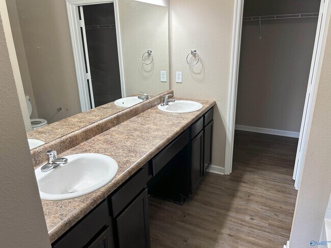 Building Photo - 230 Laramie Circle