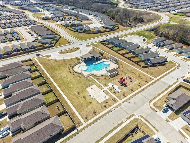 Building Photo - 6311 Whimbrel Wy