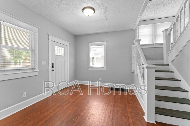 Building Photo - 3016 N New Jersey St