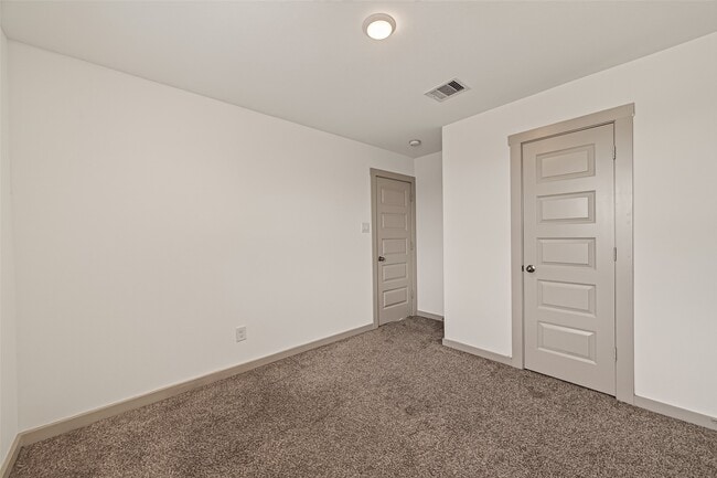 Building Photo - 6903 Green Embers Ln