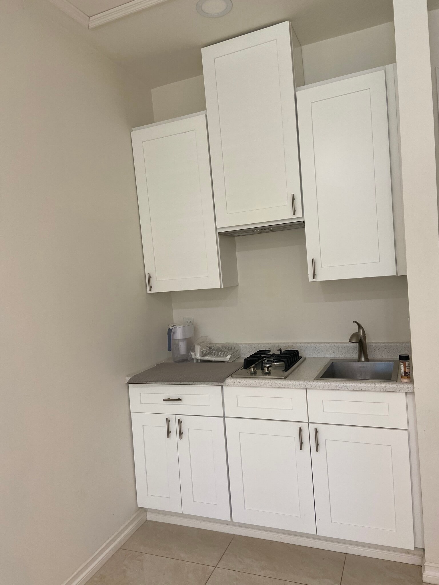 Building Photo - 21322 Providencia St