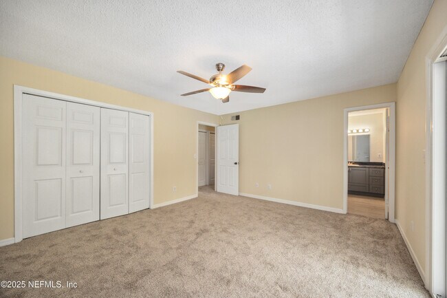 Building Photo - 695 A1A N
