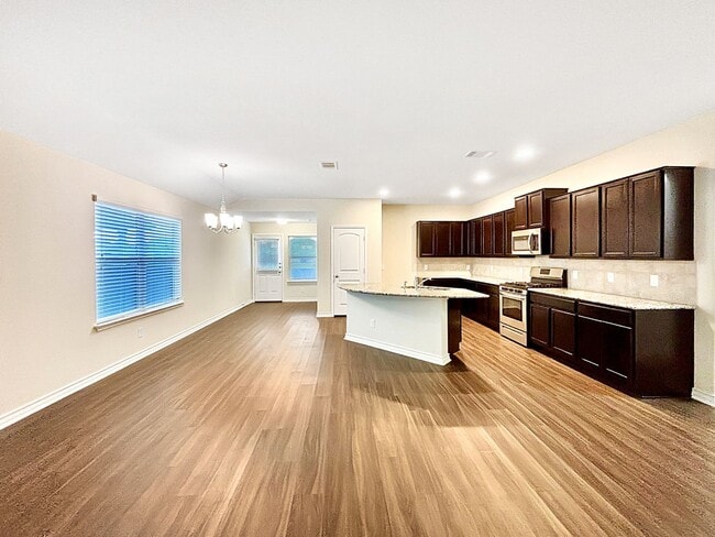 Building Photo - A Stunning Single-Story Residence in Whisp...