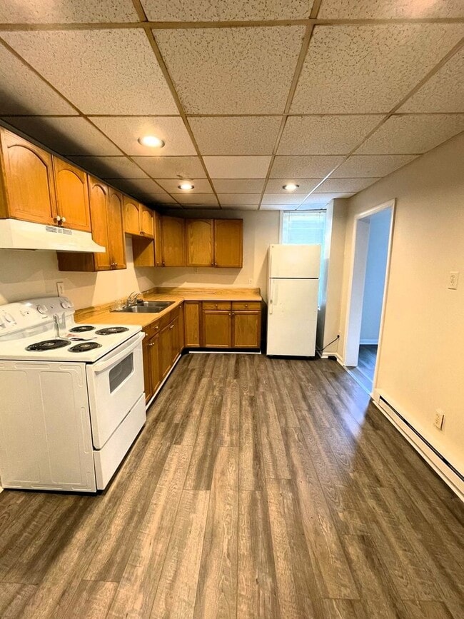 Building Photo - 334 Ann St