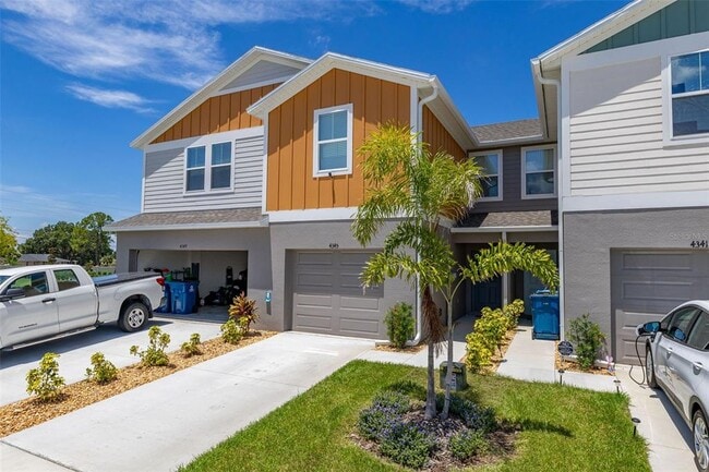 Building Photo - 4345 HILLOCK Blvd