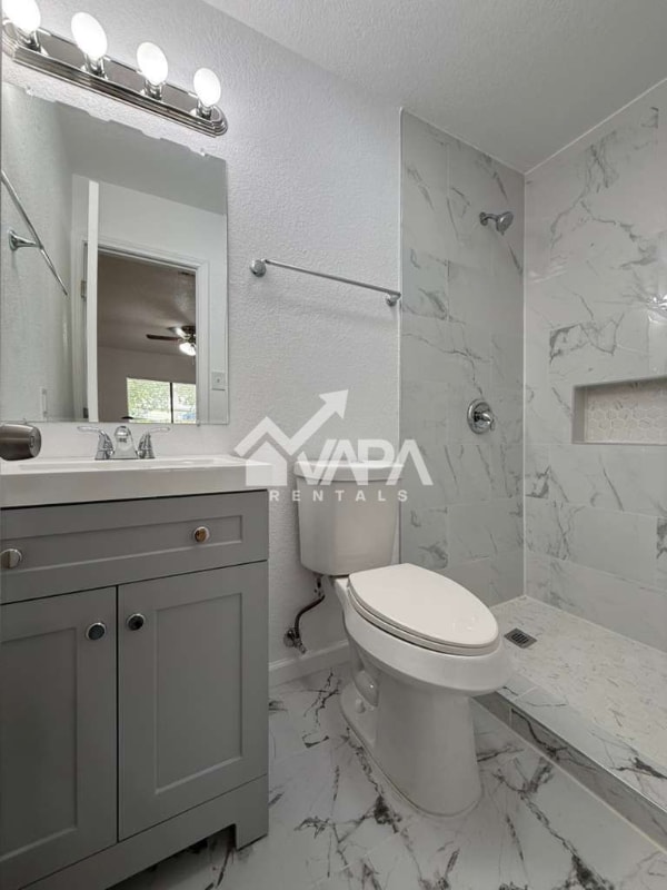 Building Photo - 5929 Mission Sunrise