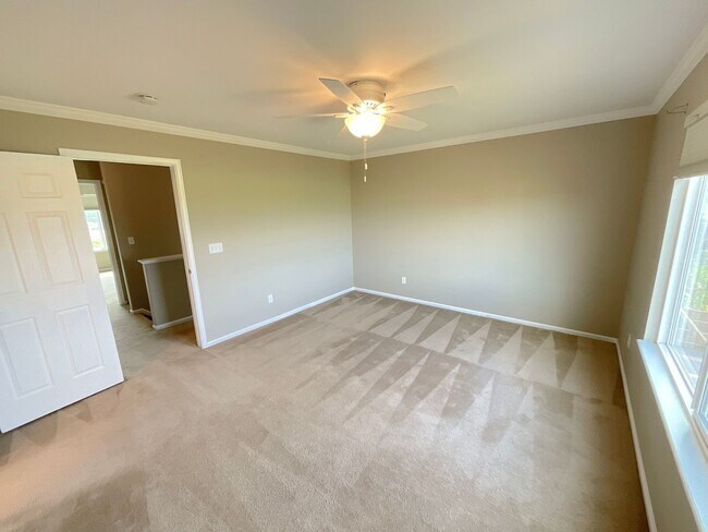 Building Photo - 7168 Prairie Wind Dr
