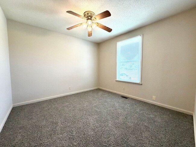 Building Photo - Bancroft Circle Apartments