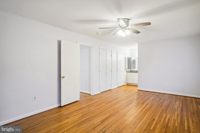 Building Photo - 11808 Coldstream Dr