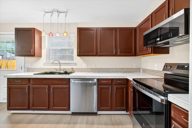 Building Photo - 3726 Sunnyville Dr