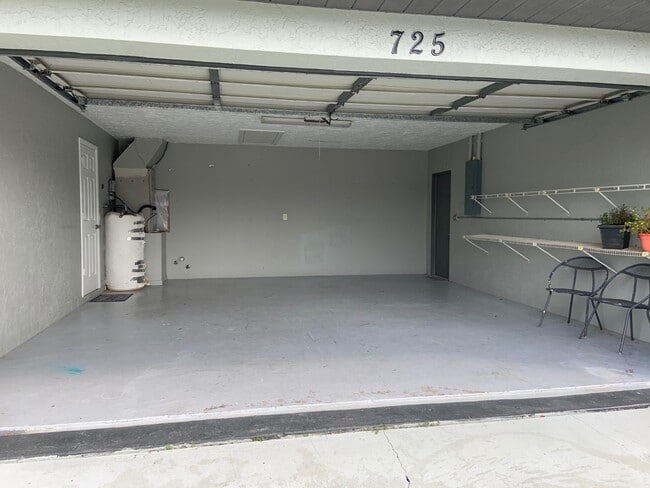 Building Photo - 725 Archie Summers Rd