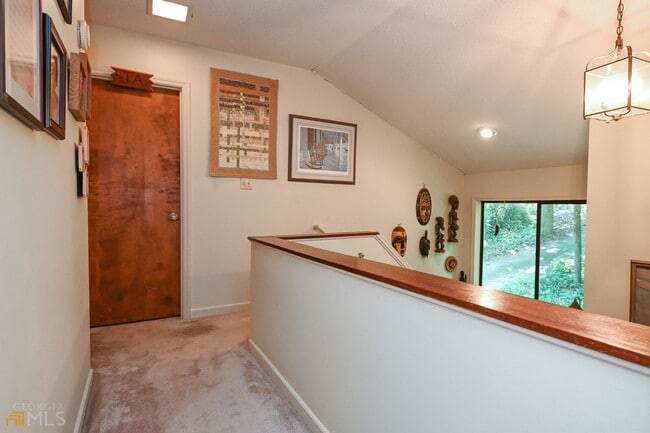 Building Photo - Spacious 3-Bedroom Home on Private Lot in ...