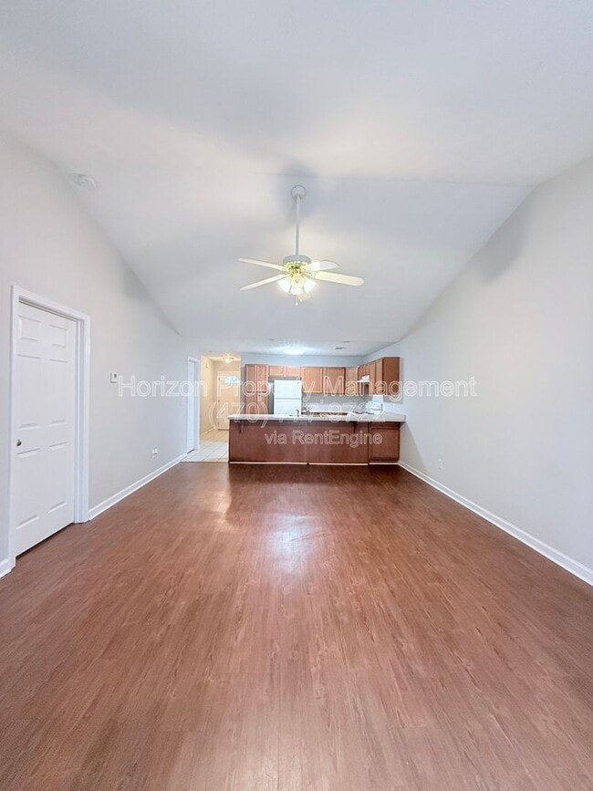 Building Photo - 4003 Hidden Hollow Dr