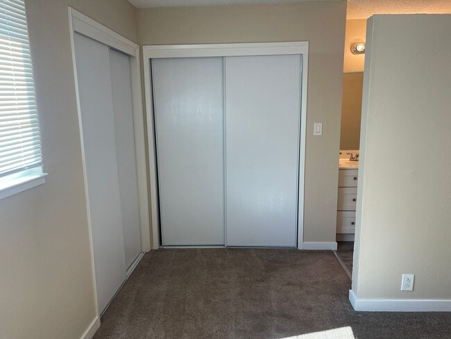 Building Photo - Concord Beautiful 3 bedroom 2 bath home, 1...