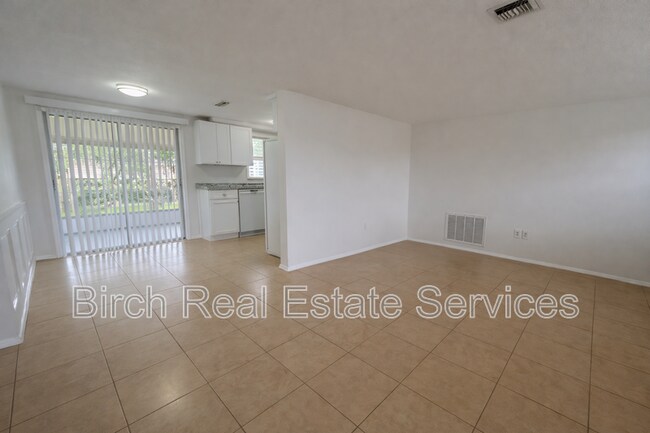 Building Photo - 3101 Matchlock Dr