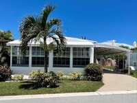 Building Photo - 400 N Hwy A1A