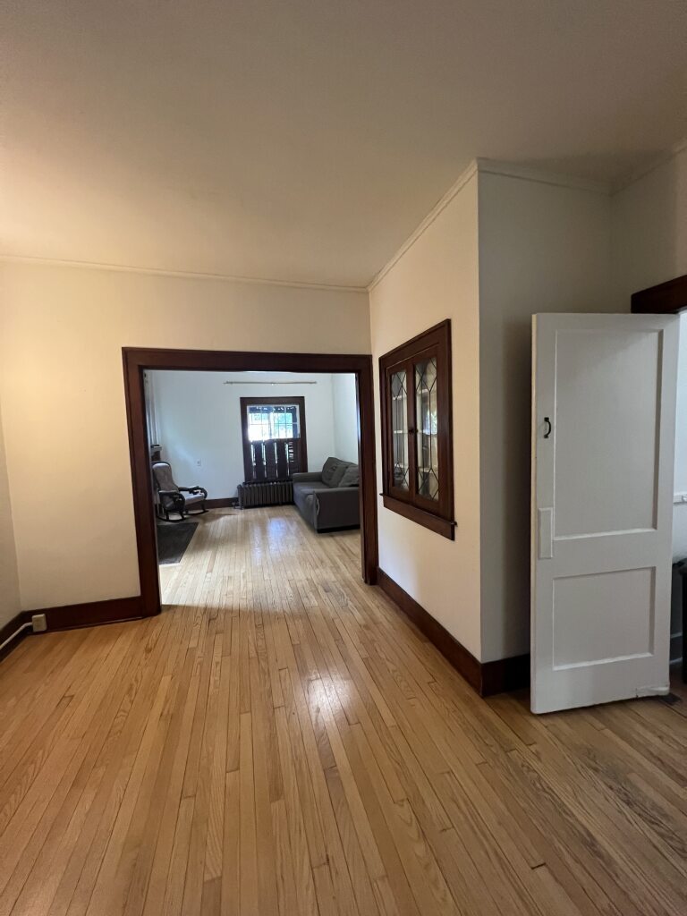 Building Photo - 115 Heights Ct