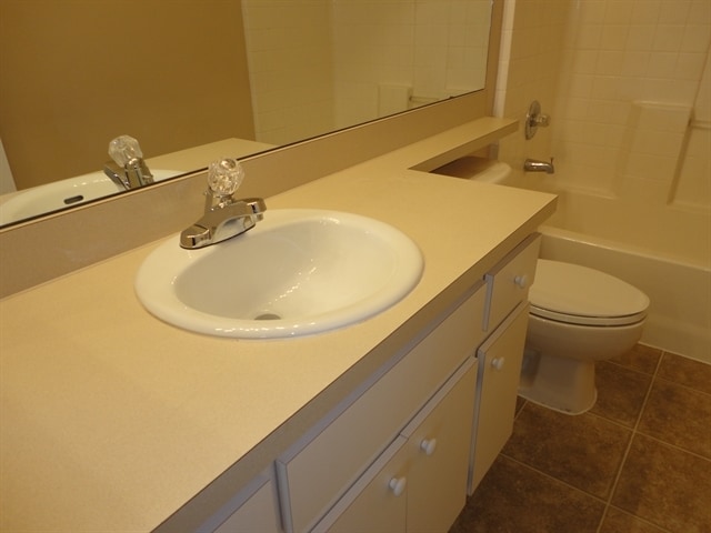 Building Photo - 18110 Birdwater Dr