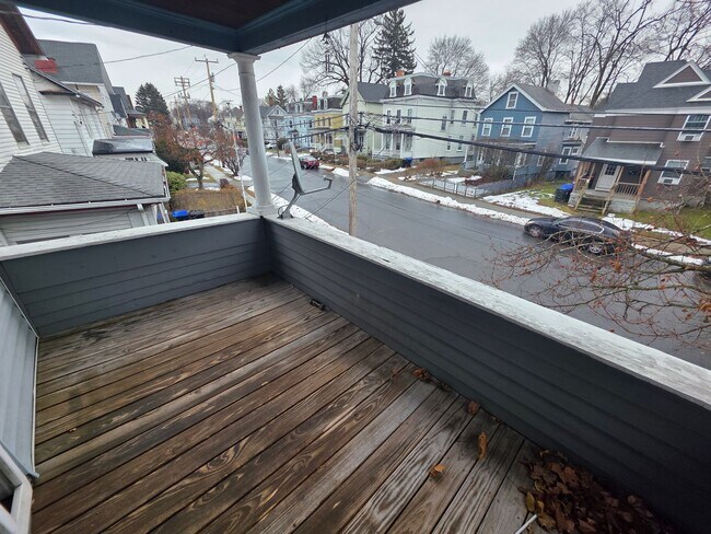 Building Photo - 29 Marshall St