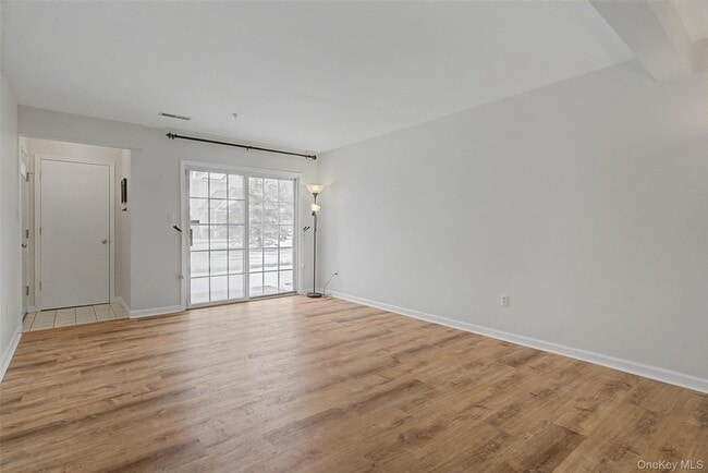 Building Photo - 261 Ruth Ct