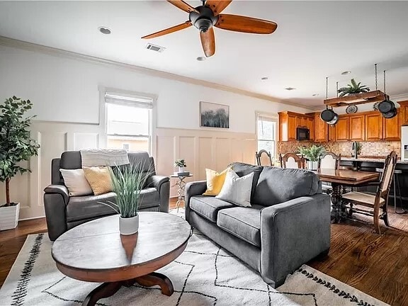 Building Photo - 838 Brookline St SW