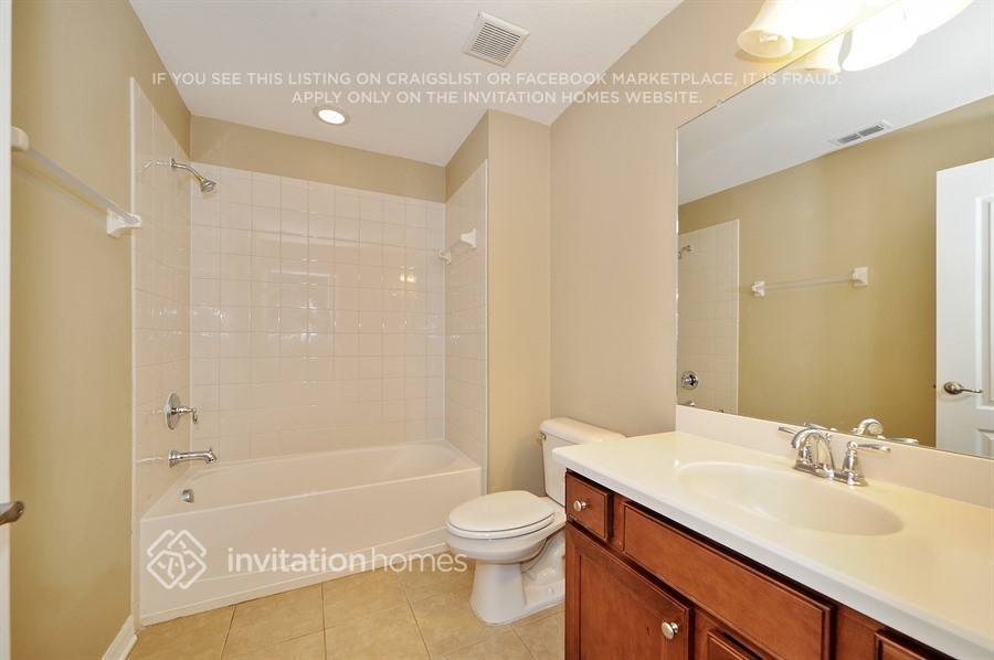 Building Photo - 5949 Beaconpark St