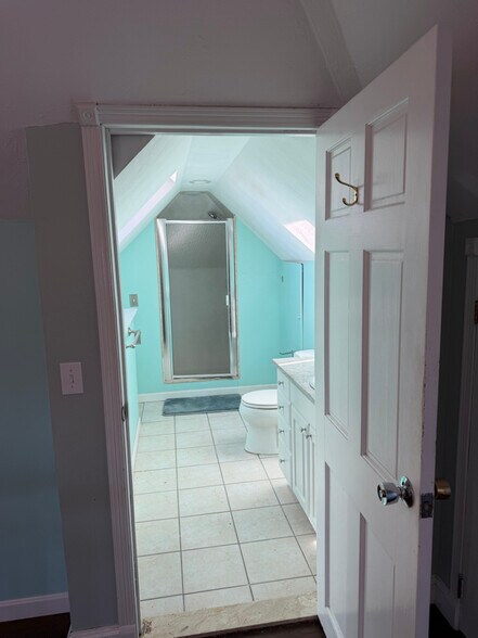 Building Photo - 89 Monroe St