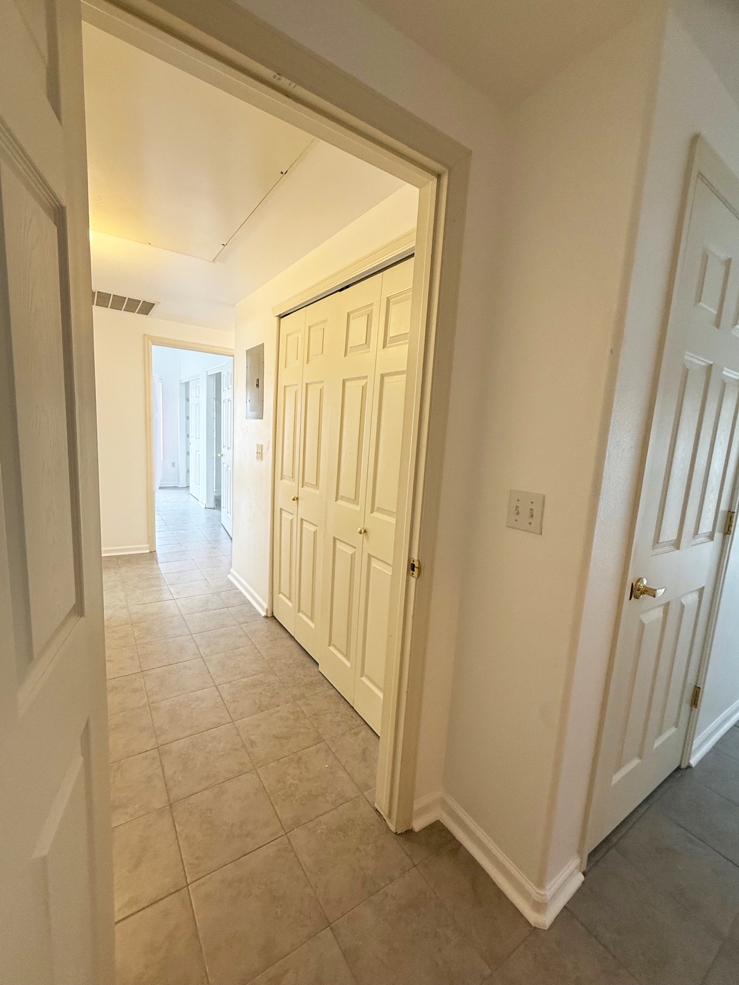 Hallway to Master B - 1158 Opal St