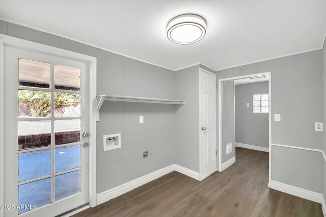 Building Photo - 7039 N 15th St
