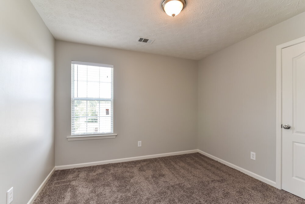 Building Photo - 5160 Towne Park Dr