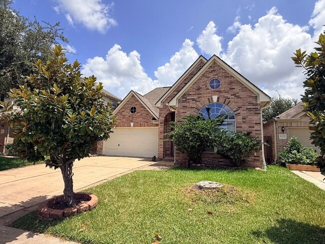 Building Photo - 8027 Daylilly Creek Dr