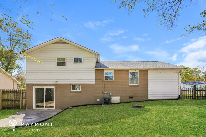 Building Photo - 6003 Lopez Ln