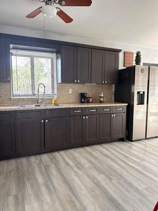 Building Photo - 20600 SW 116th Rd