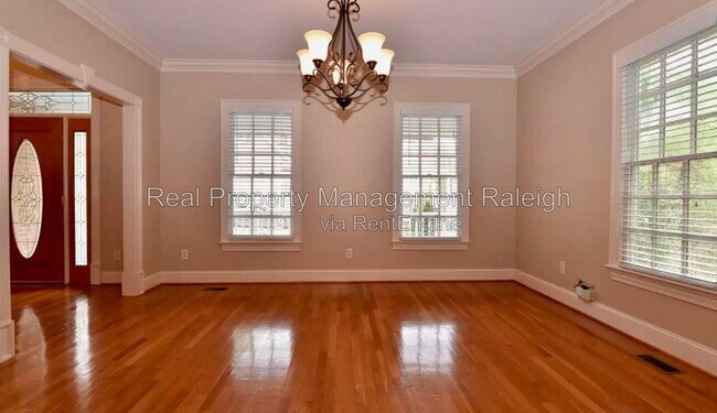 Building Photo - 3528 Eden Croft Dr