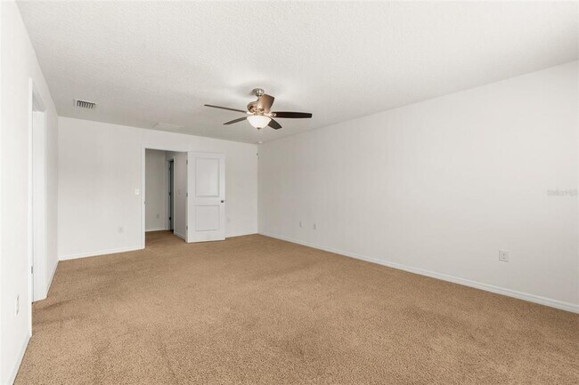 Building Photo - 8008 SW 62nd Ct