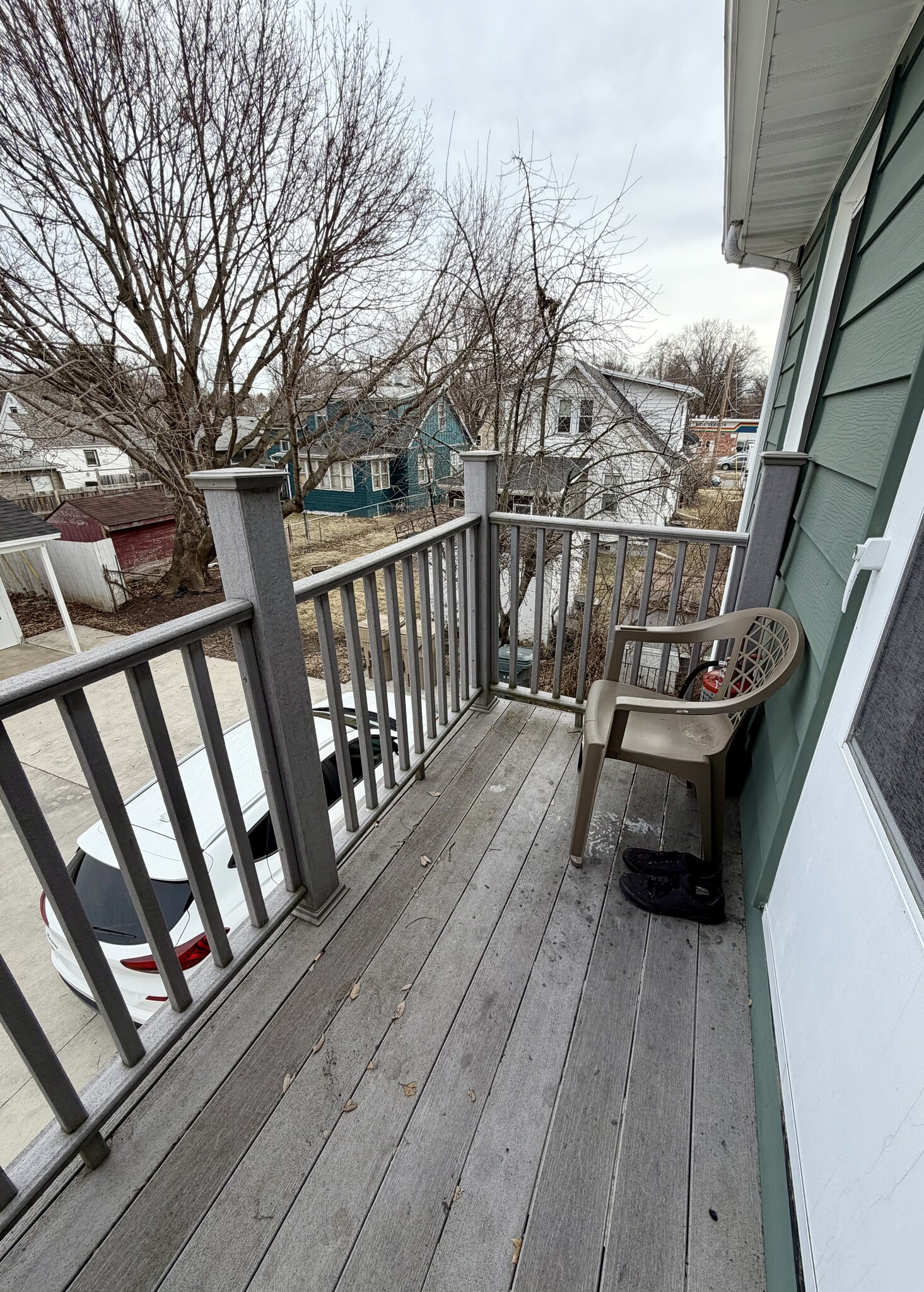 Balcony - 2113 N Sherman Ave