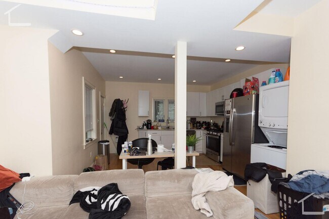 Building Photo - New Construction in Allston, Central Heat/AC, Free Laundry, Parking, 3 Full Bathrooms,