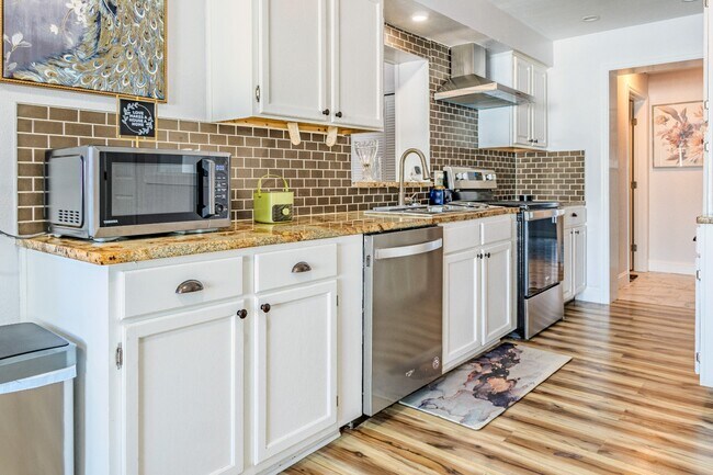 Building Photo - Comfort-Focused Senior Living Community – Fully Furnished | Utilities Included