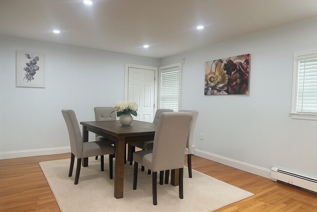 Building Photo - 599 North St