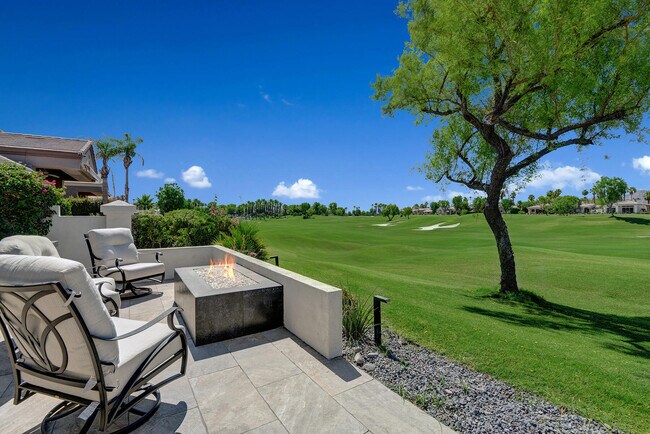 Building Photo - 430 White Horse Trail