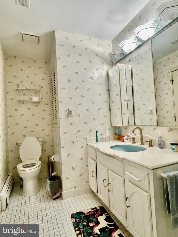 Building Photo - 301 Browning Ln