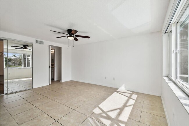 Building Photo - 3248 Rock Valley Dr