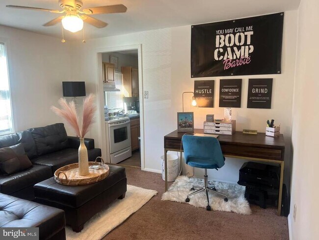 Building Photo - 1551 Fairview Ave