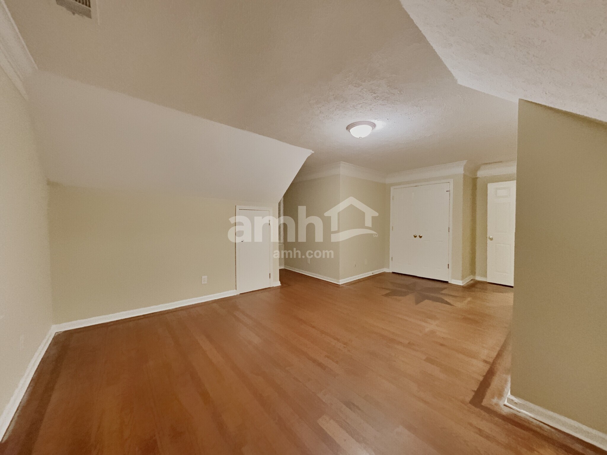 Building Photo - 4383 Laughlin Ct NW