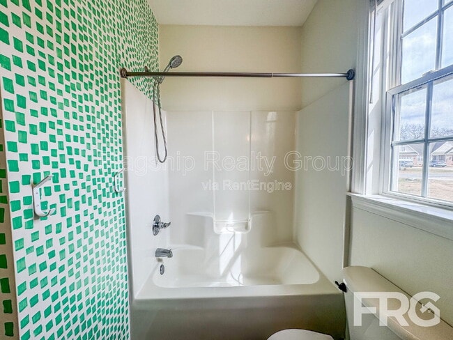 Building Photo - 115 Remount Rd