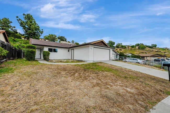 Building Photo - 6046 Reo Pl