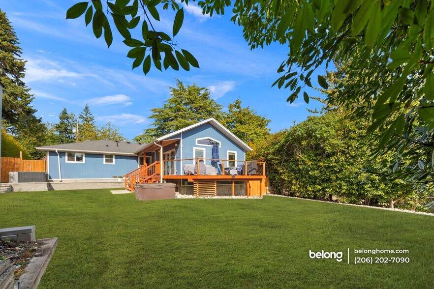 Building Photo - 3805 SW 106th St