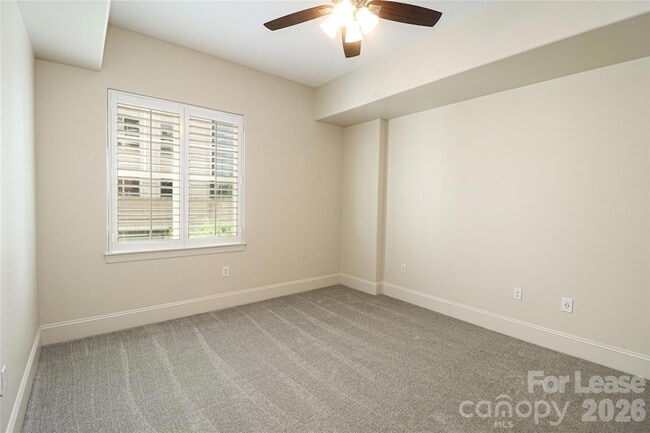 Building Photo - 4625 Piedmont Row Dr
